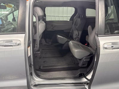2021 Toyota Sienna XLE 7 Passenger