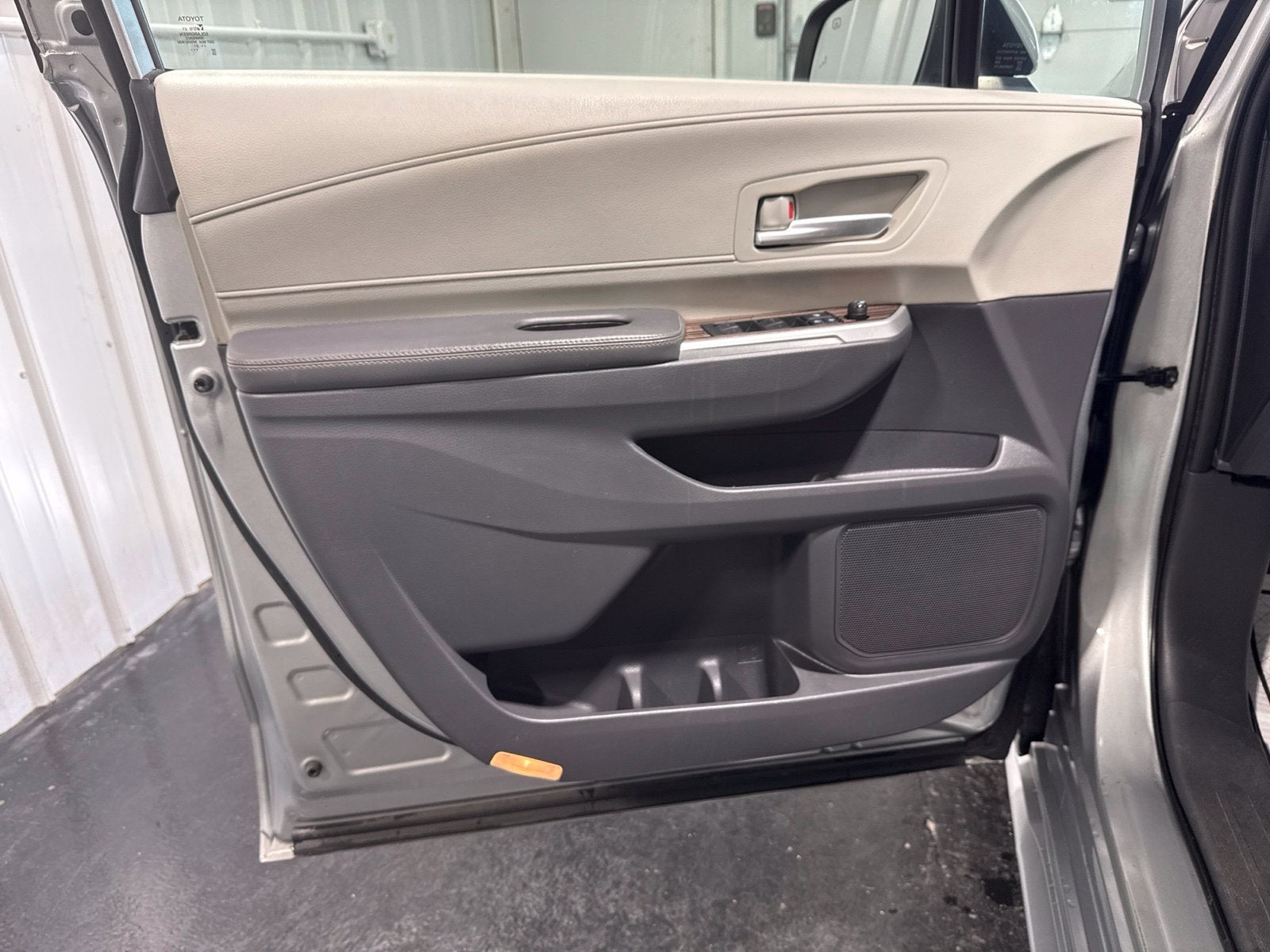 2021 Toyota Sienna XLE 7 Passenger