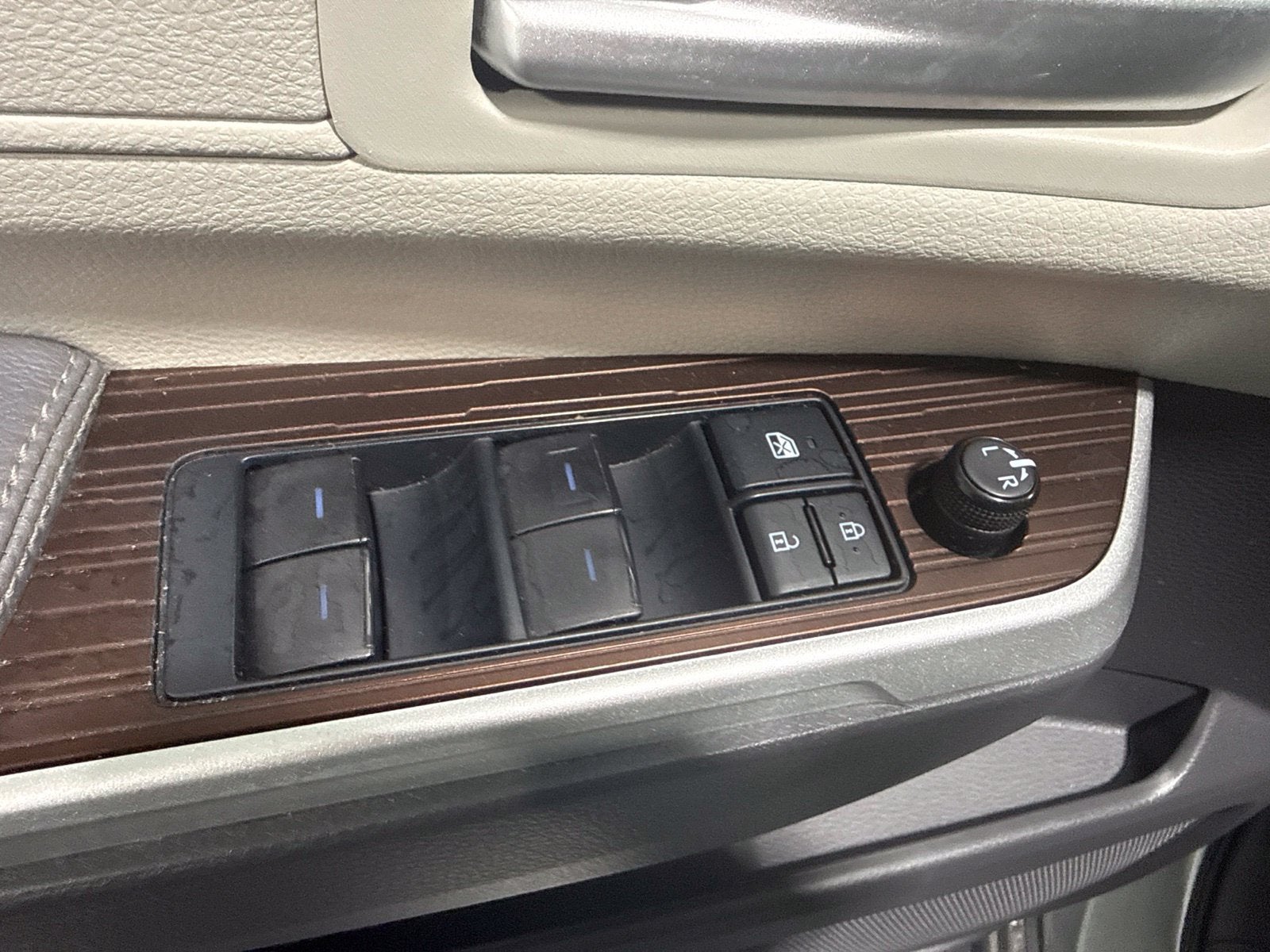 2021 Toyota Sienna XLE 7 Passenger