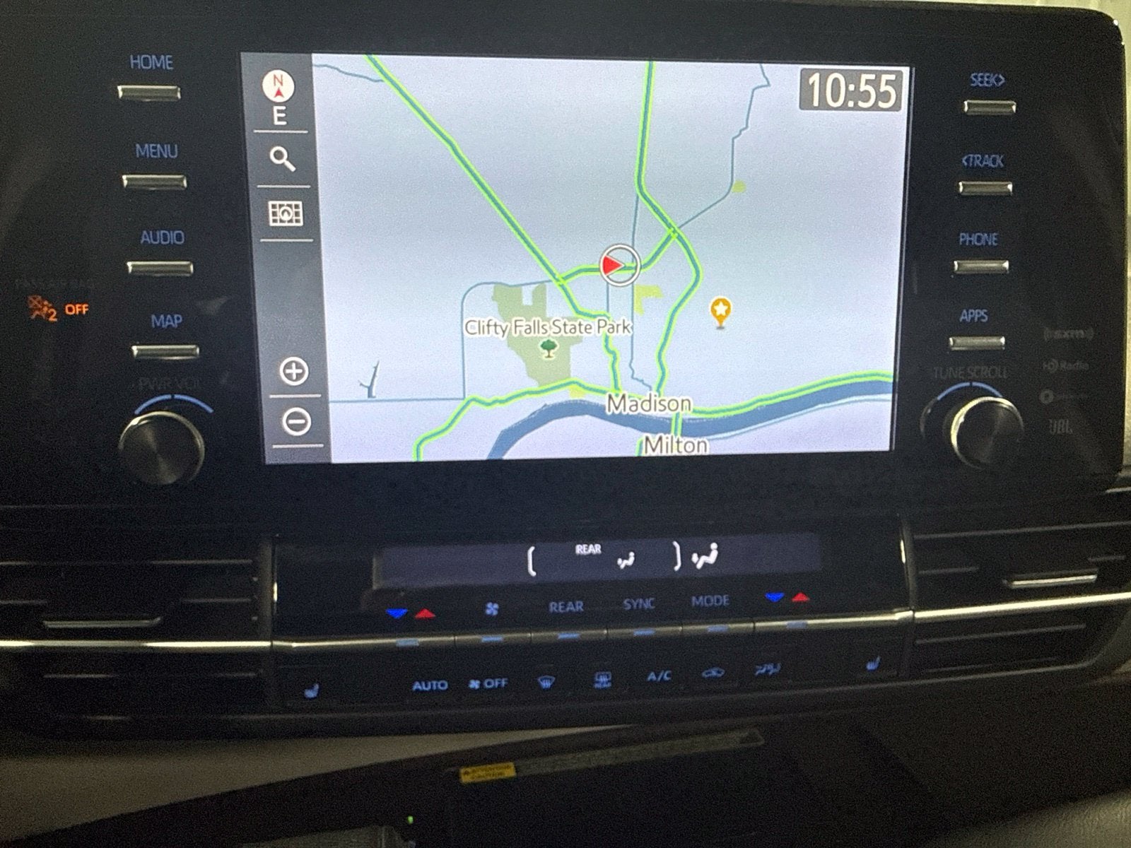 2021 Toyota Sienna XLE 7 Passenger