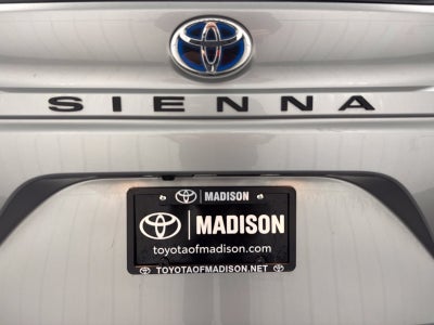 2021 Toyota Sienna XLE 7 Passenger