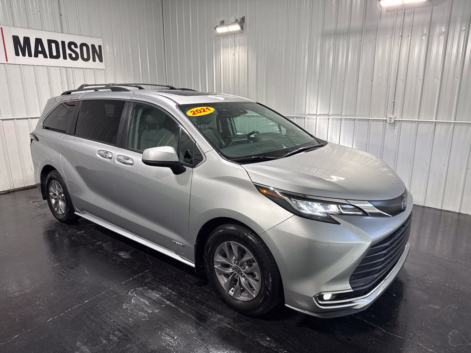 2021 Toyota Sienna XLE 7 Passenger