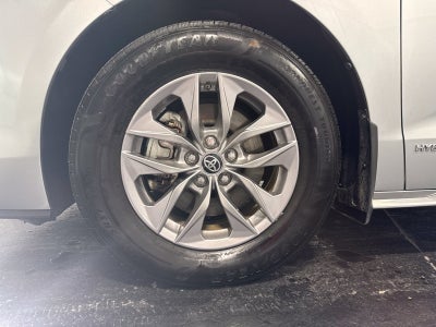 2021 Toyota Sienna XLE 7 Passenger