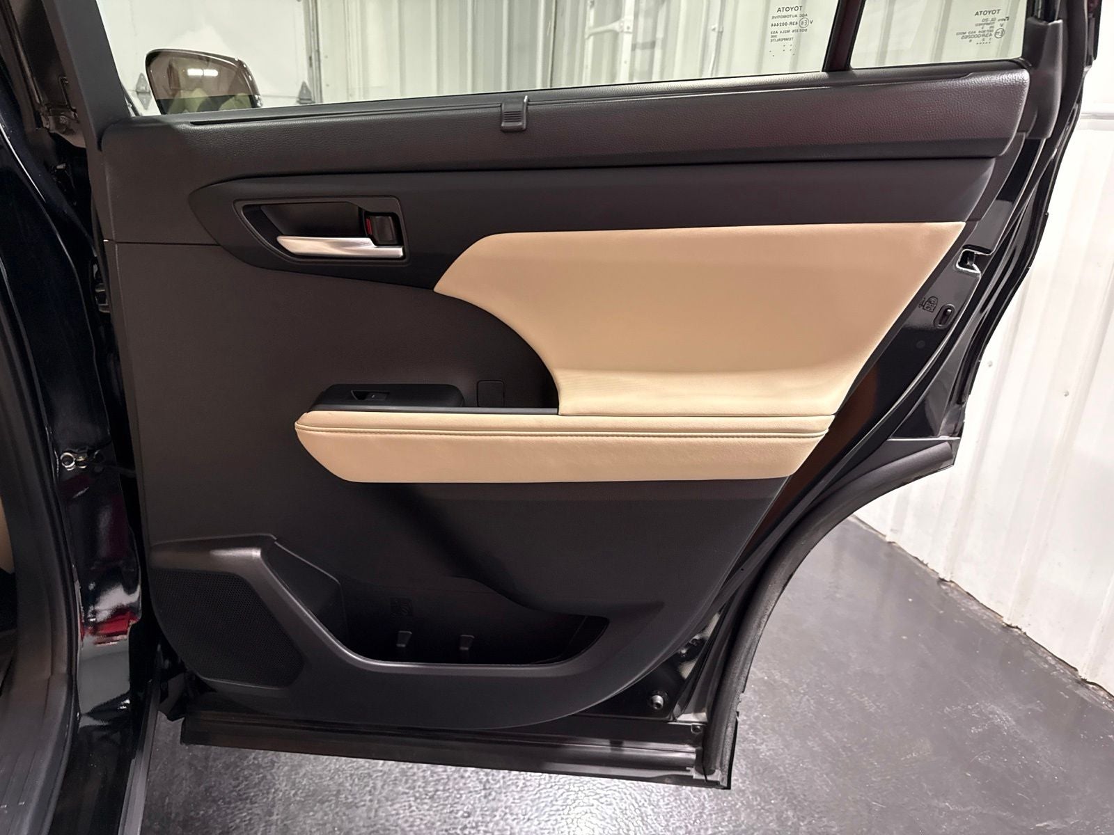 2024 Toyota Highlander Hybrid XLE