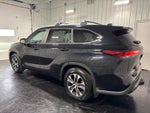 2024 Toyota Highlander Hybrid XLE