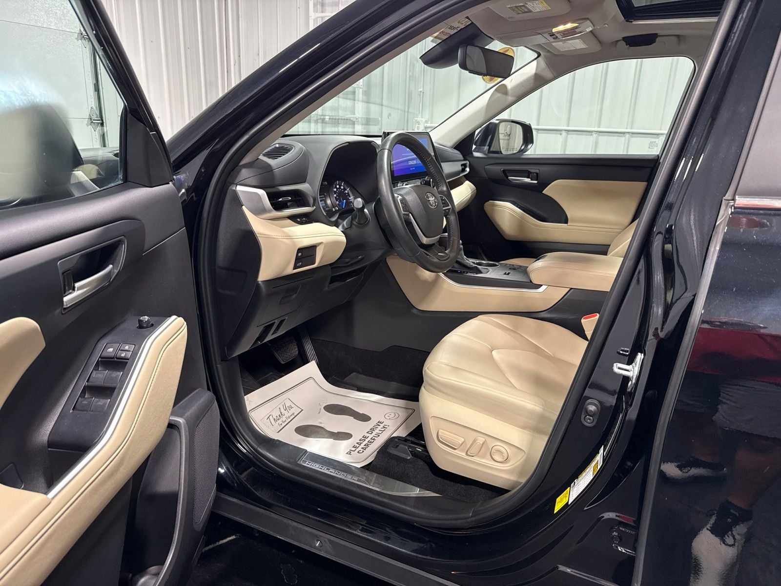 2024 Toyota Highlander Hybrid XLE