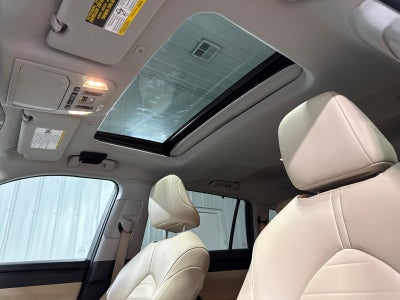 2024 Toyota Highlander Hybrid XLE
