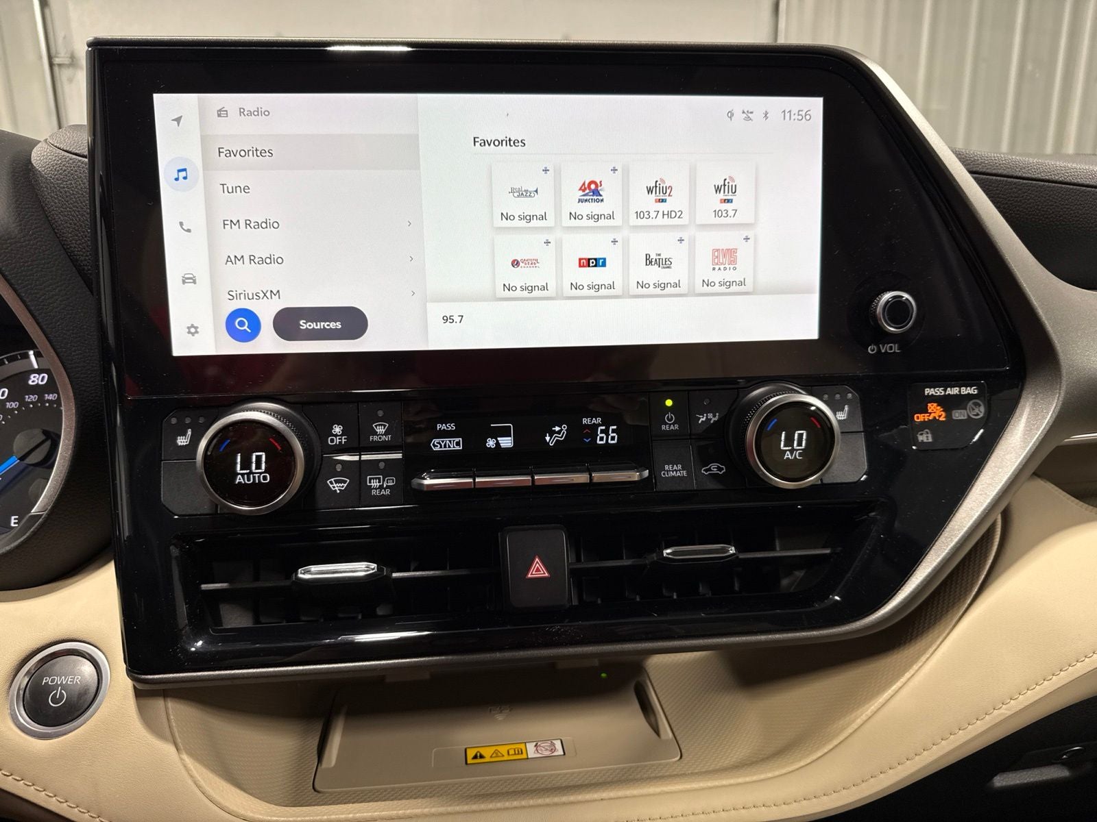 2024 Toyota Highlander Hybrid XLE