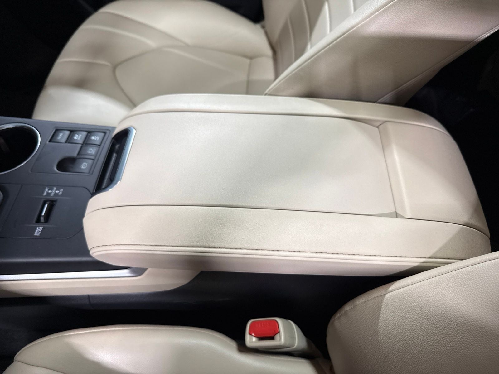 2024 Toyota Highlander Hybrid XLE
