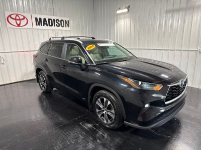 2024 Toyota Highlander Hybrid XLE