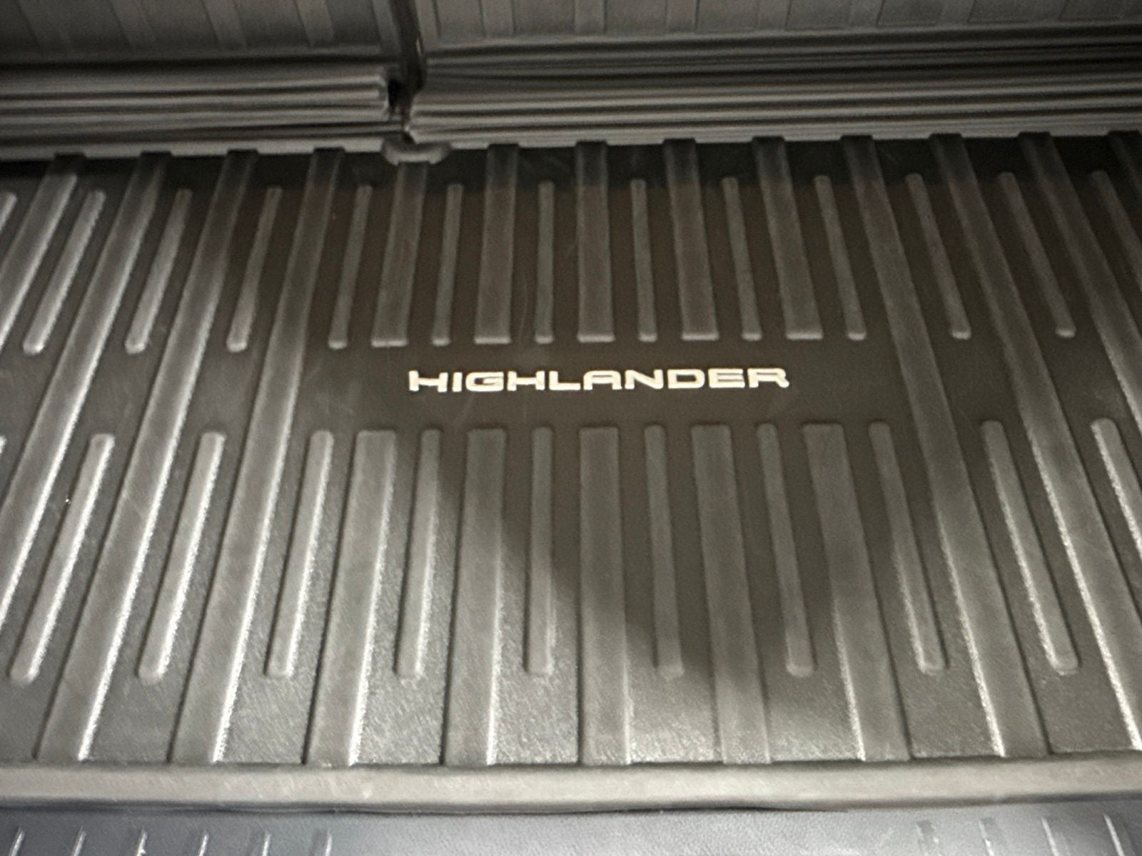 2024 Toyota Highlander Hybrid XLE