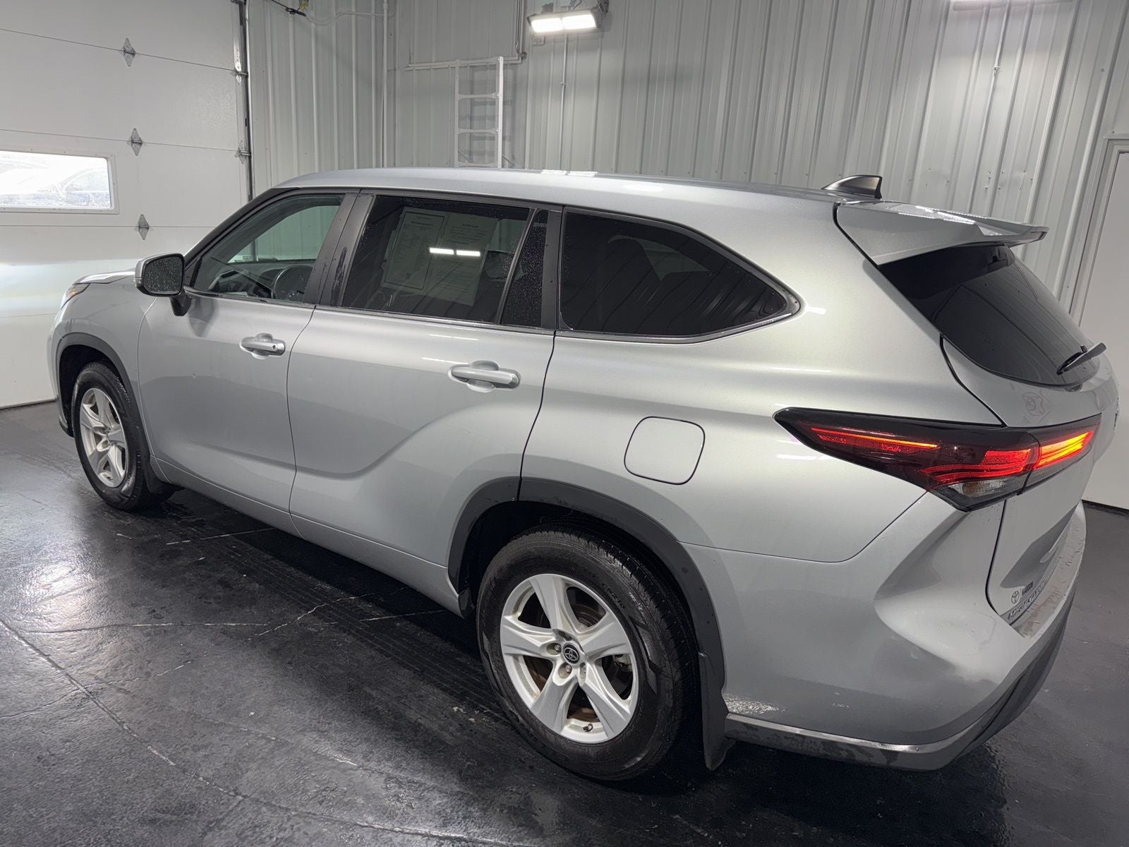 2024 Toyota Highlander LE