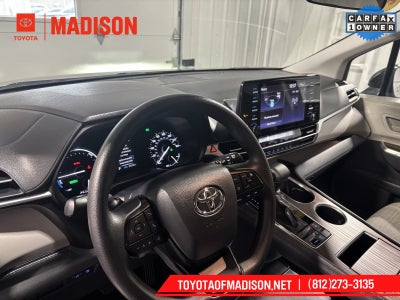 2024 Toyota Sienna LE 8 Passenger