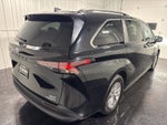 2024 Toyota Sienna XLE 8 Passenger