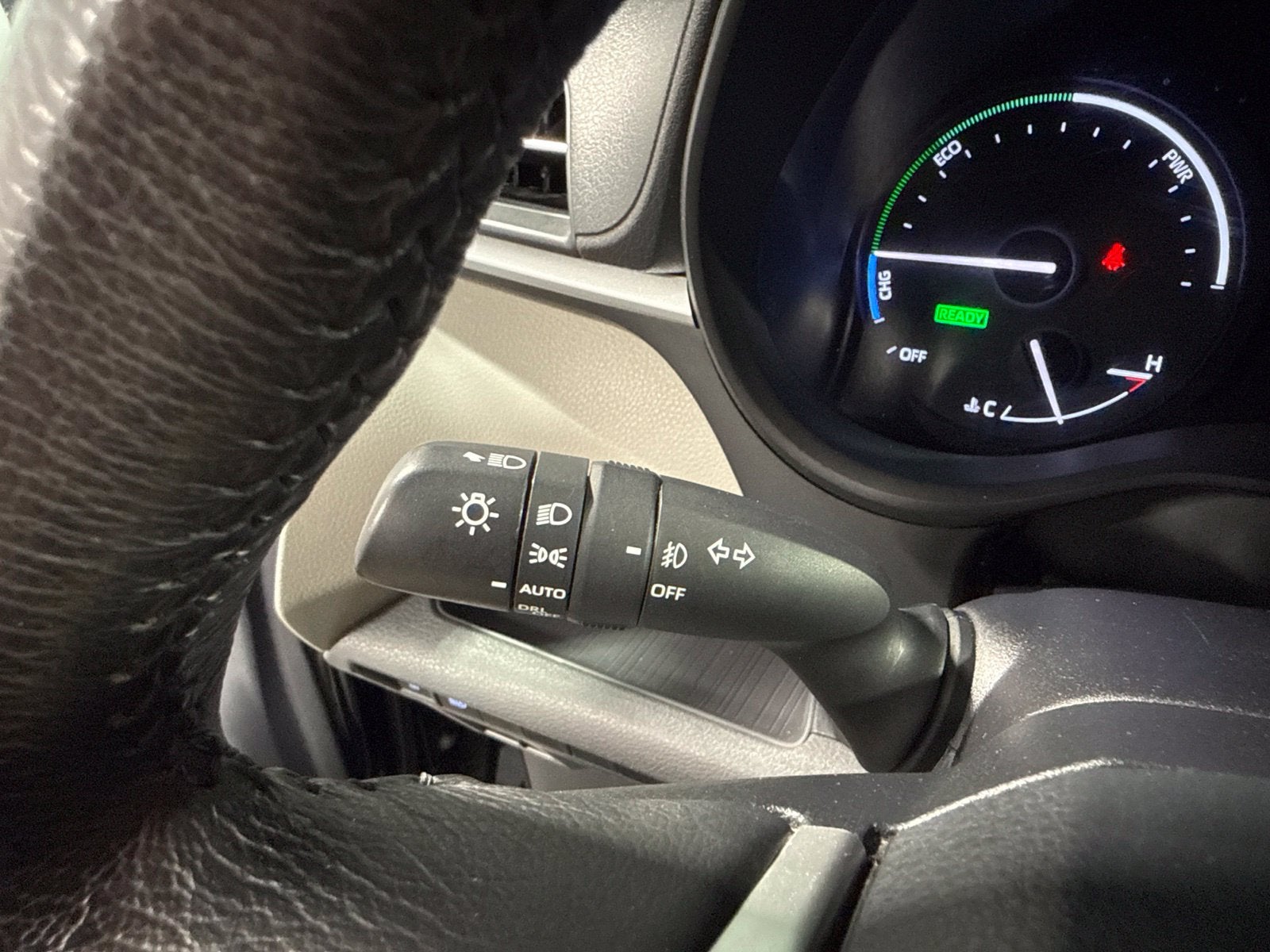 2024 Toyota Sienna XLE 8 Passenger