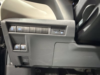2024 Toyota Sienna XLE 8 Passenger