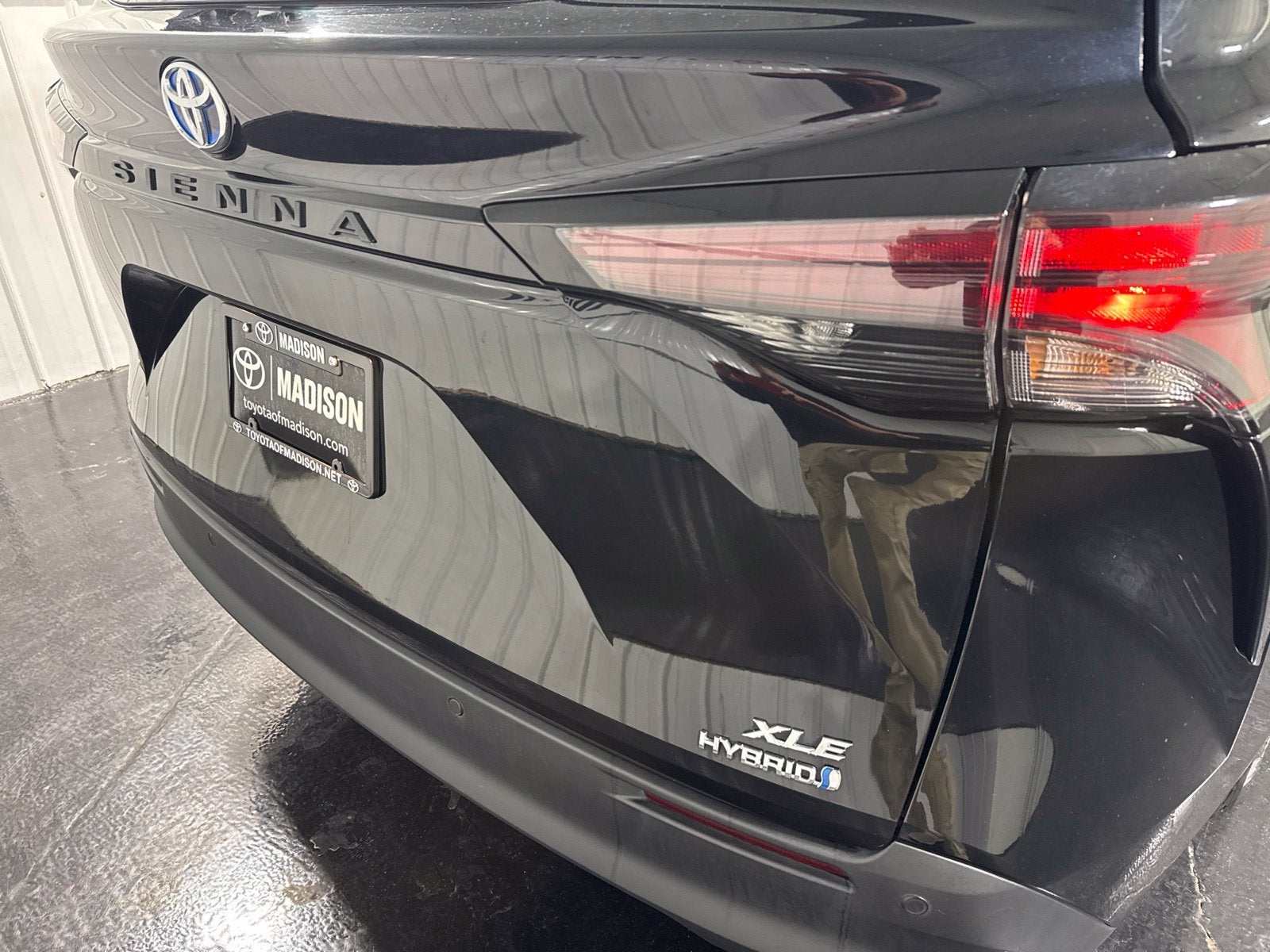 2024 Toyota Sienna XLE 8 Passenger