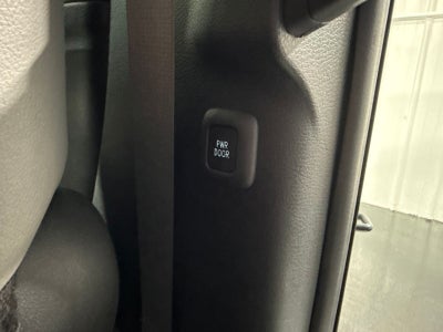 2025 Toyota Sienna XLE 8 Passenger