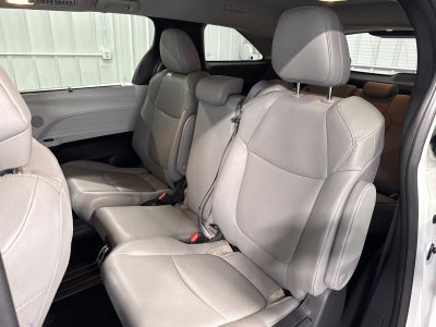 2025 Toyota Sienna XLE 8 Passenger