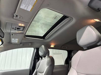 2025 Toyota Sienna XLE 8 Passenger