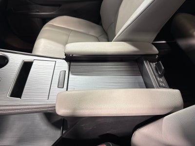 2025 Toyota Sienna XLE 8 Passenger