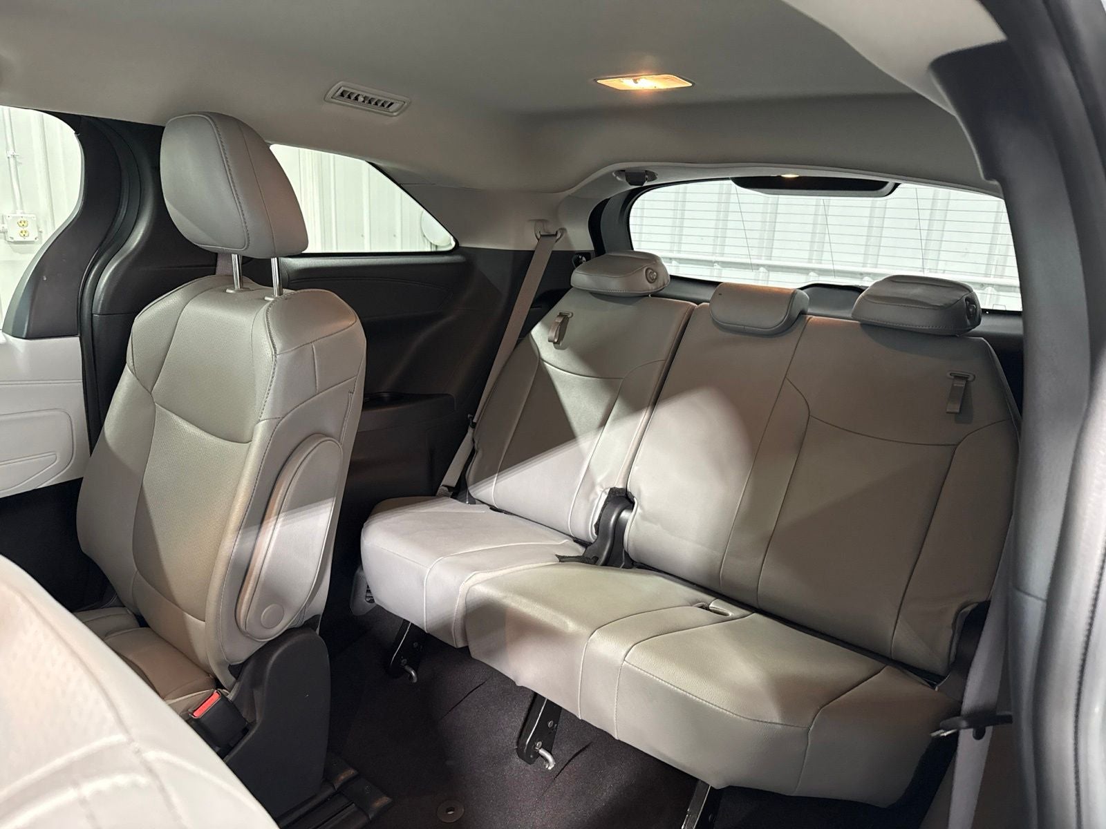 2025 Toyota Sienna XLE 8 Passenger
