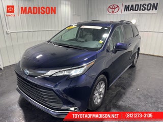 2023 Toyota Sienna XLE 7 Passenger