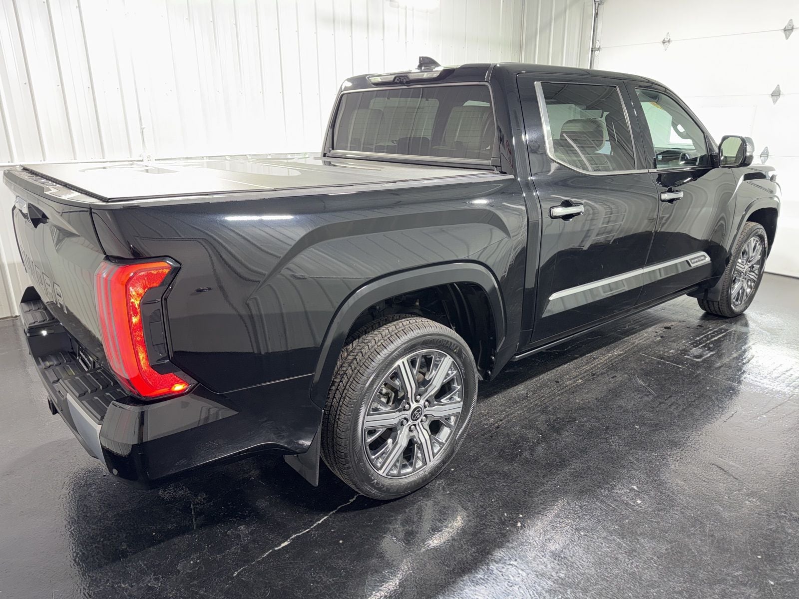 2023 Toyota Tundra Hybrid Capstone