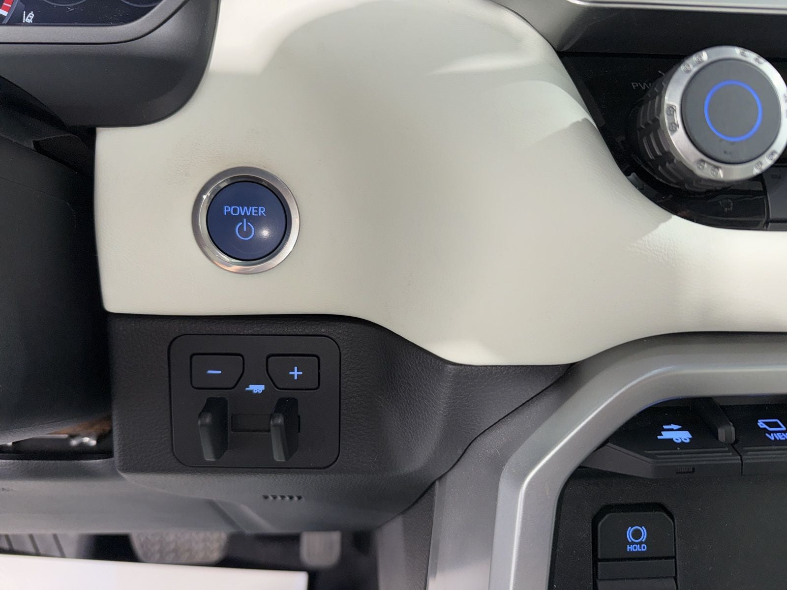 2023 Toyota Tundra Hybrid Capstone