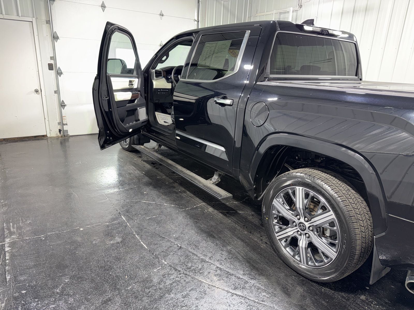 2023 Toyota Tundra Hybrid Capstone