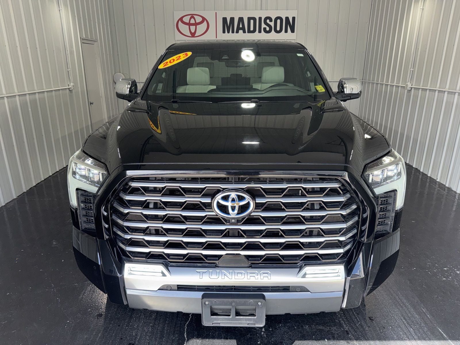 2023 Toyota Tundra Hybrid Capstone