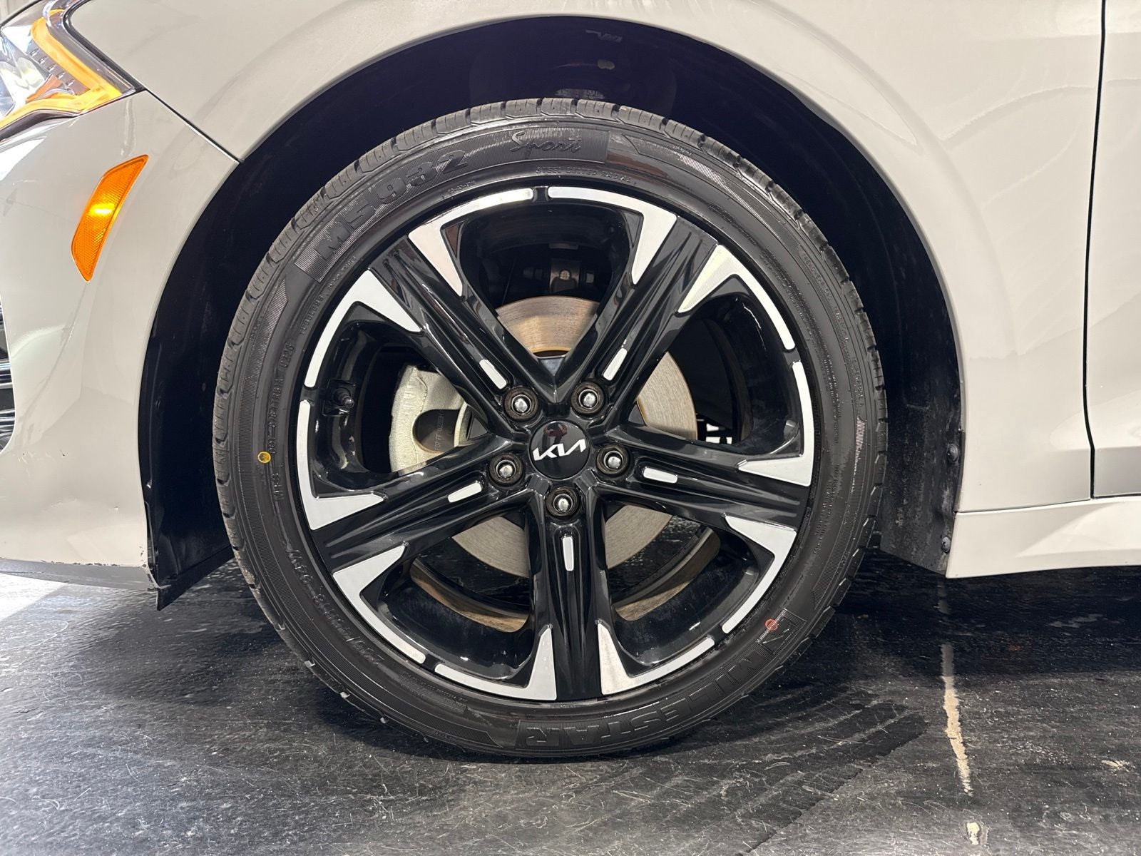 2024 Kia K5 GT-Line