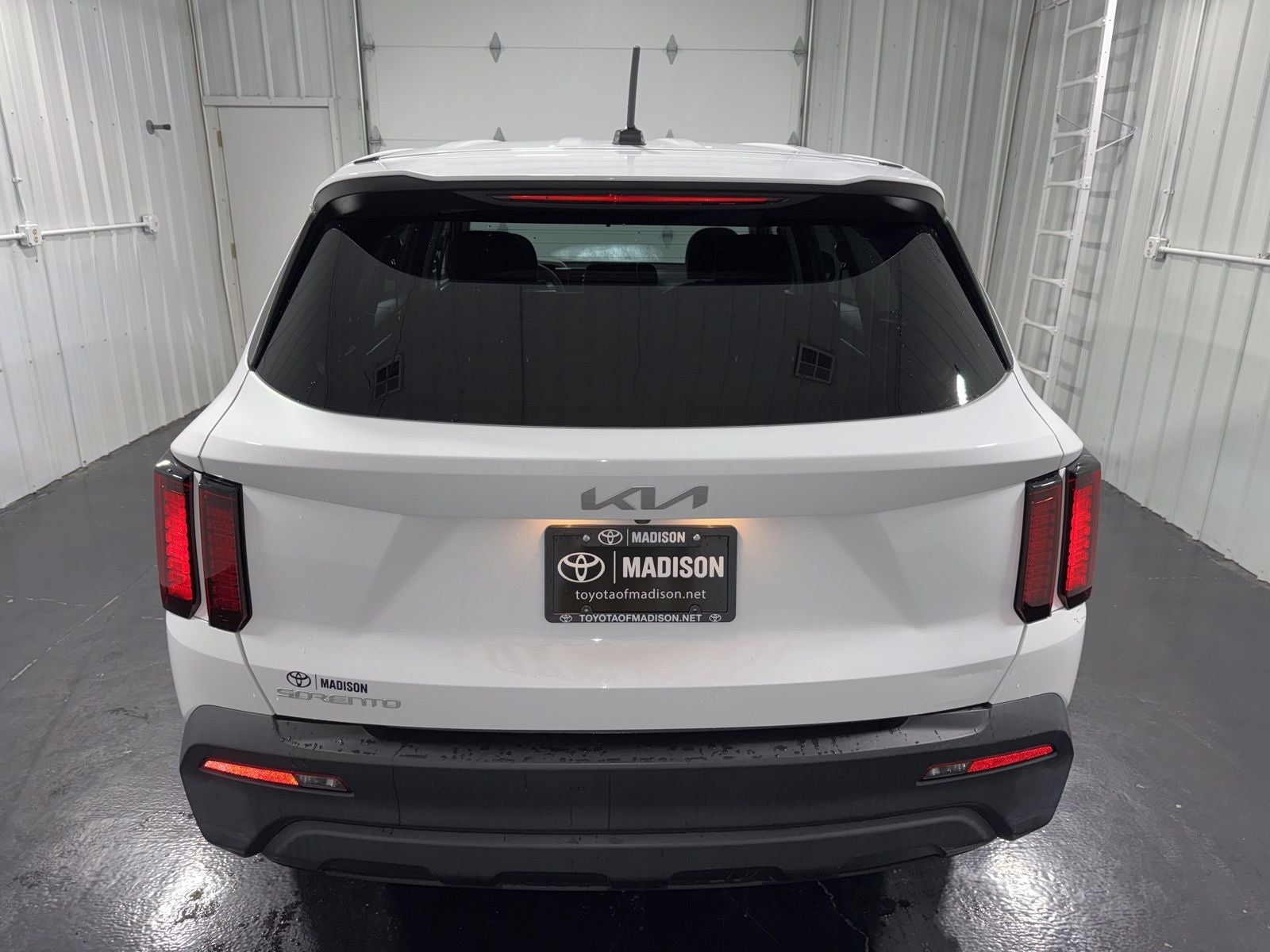 2023 Kia Sorento LX