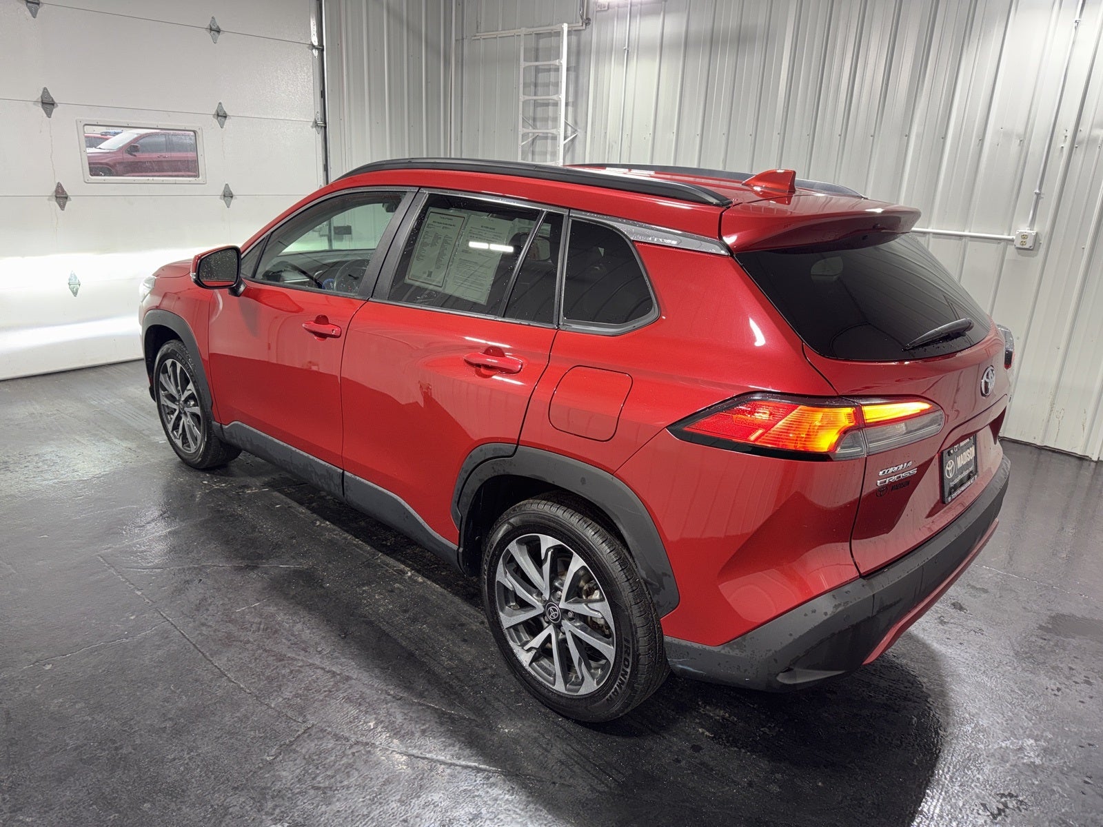 2024 Toyota Corolla Cross XLE