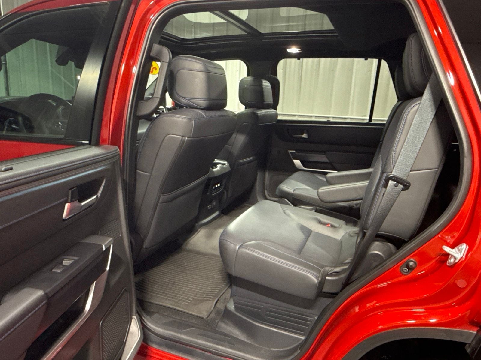 2025 Toyota Sequoia Platinum