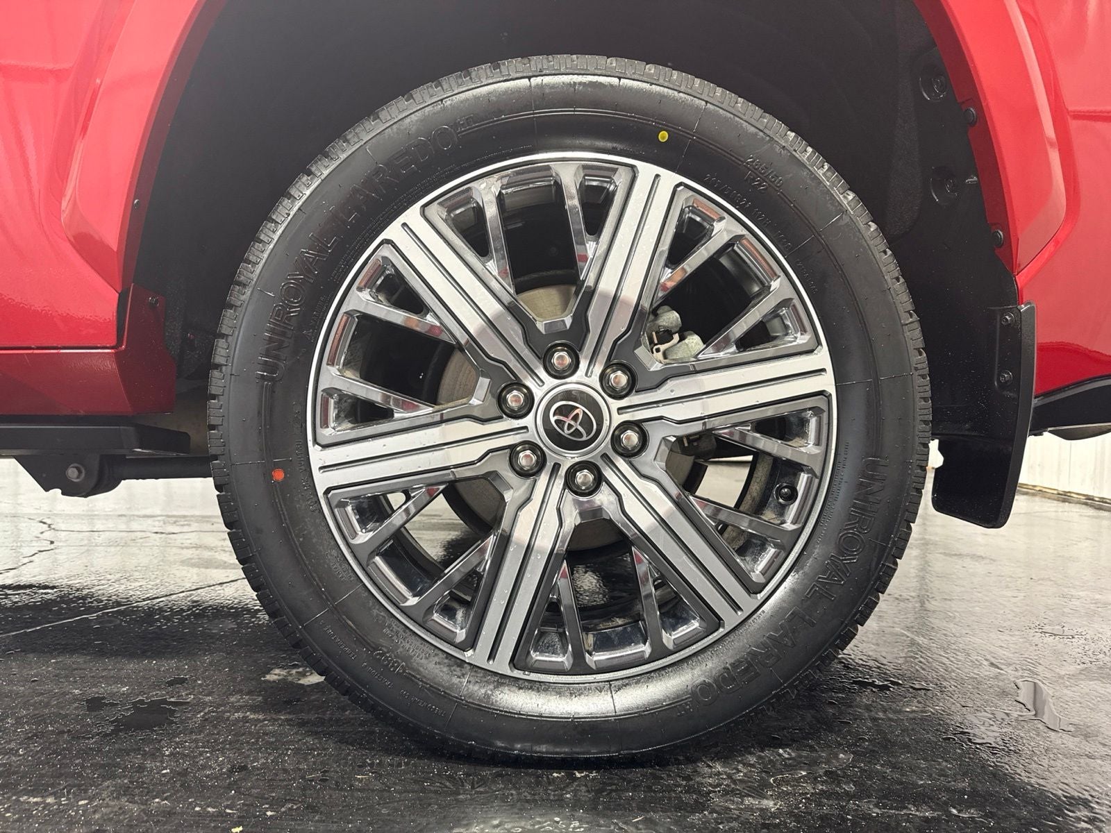 2023 Toyota Sequoia Capstone