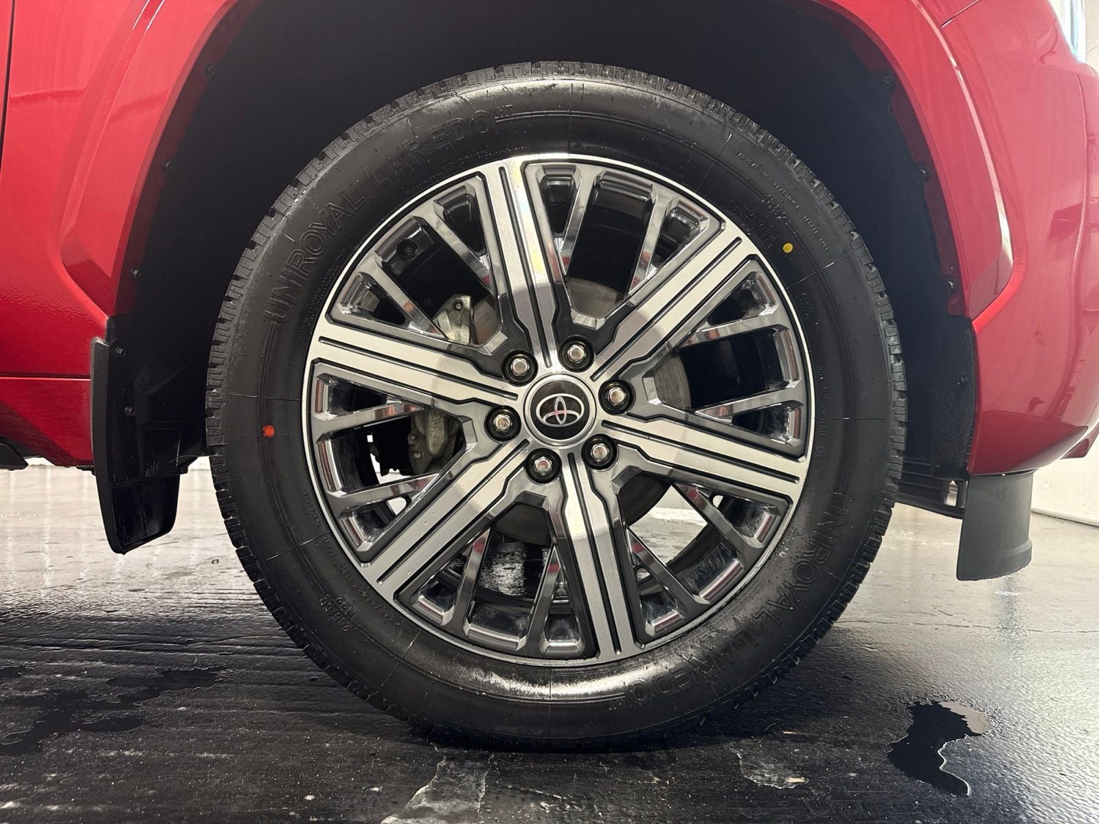 2023 Toyota Sequoia Capstone
