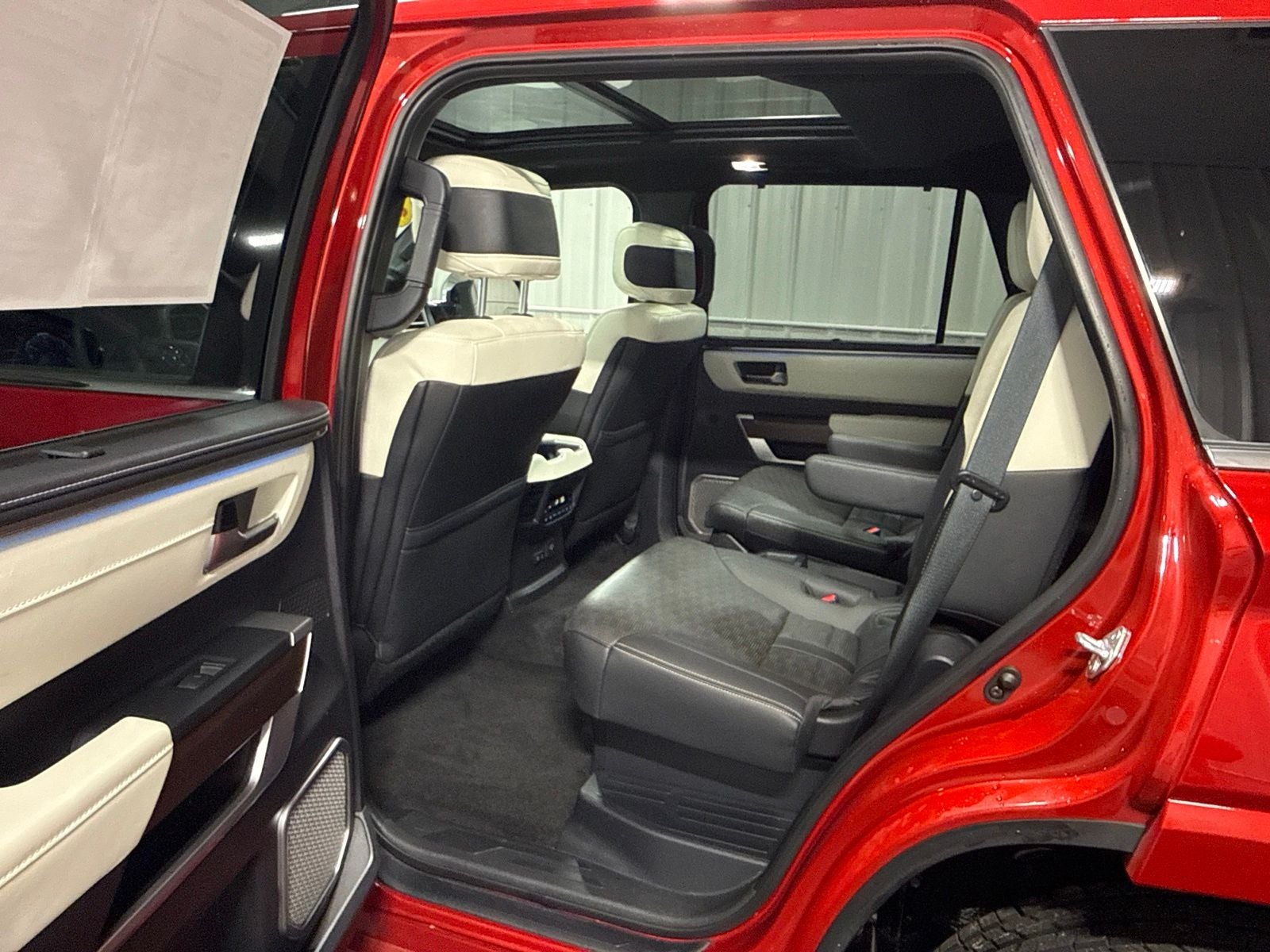 2023 Toyota Sequoia Capstone