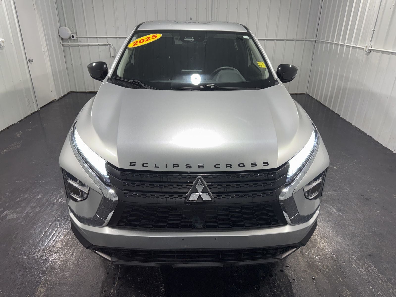 2025 Mitsubishi Eclipse Cross LE