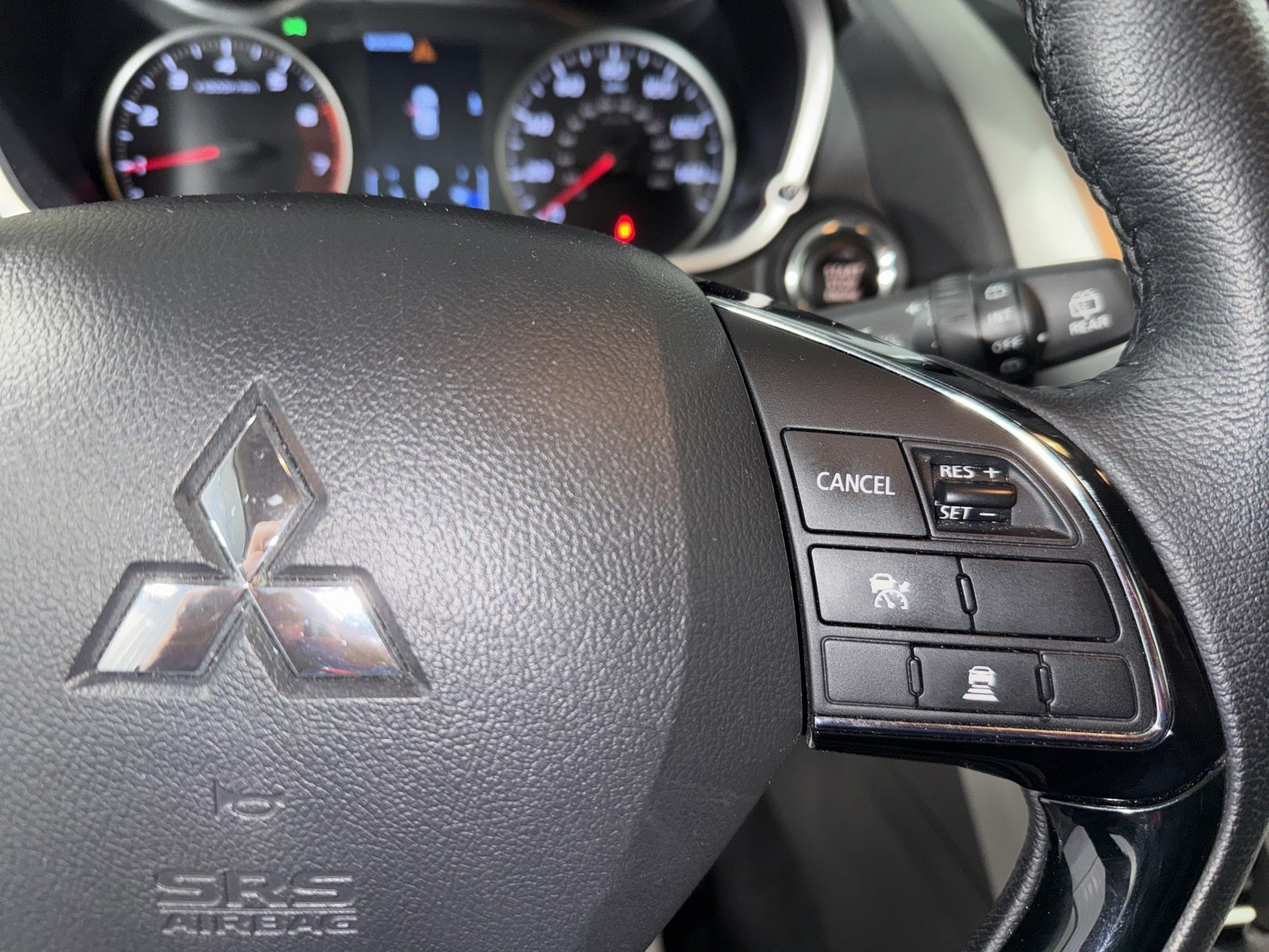 2025 Mitsubishi Eclipse Cross SE