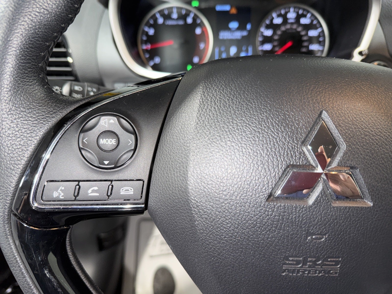 2025 Mitsubishi Eclipse Cross SE