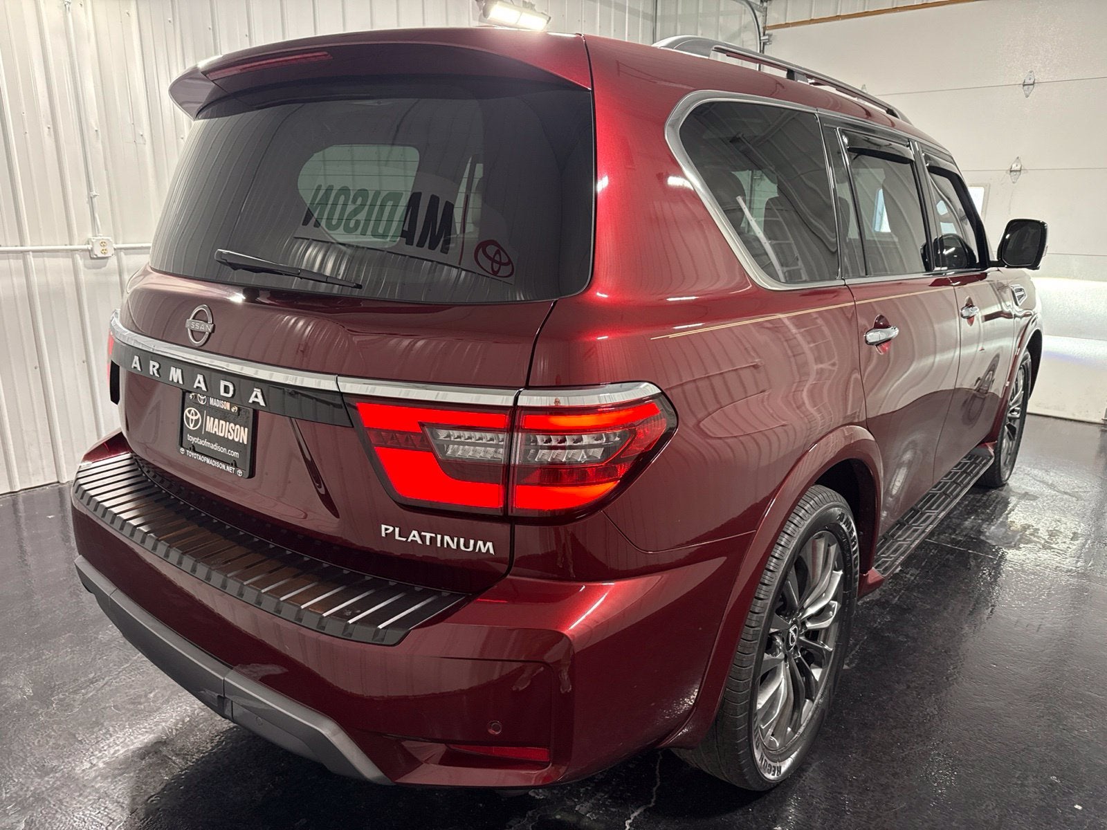 2023 Nissan Armada Platinum