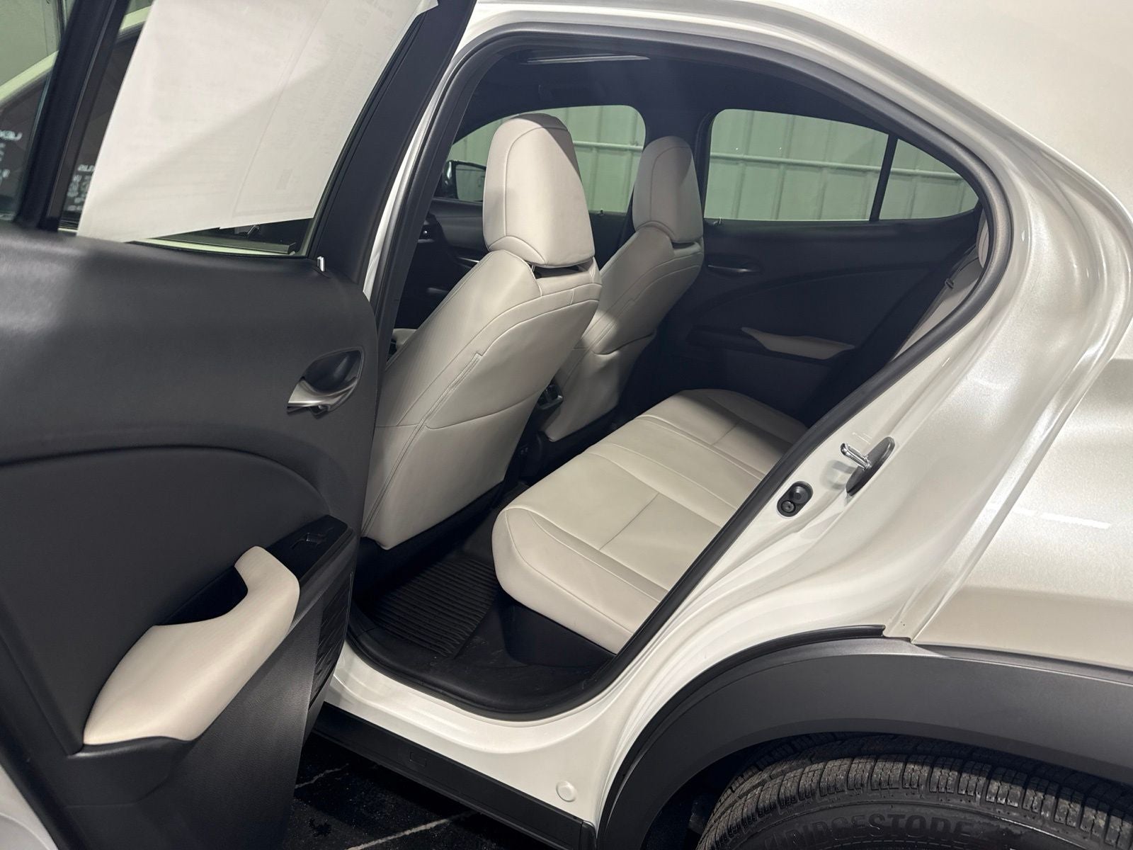 2020 Lexus UX 250h Base