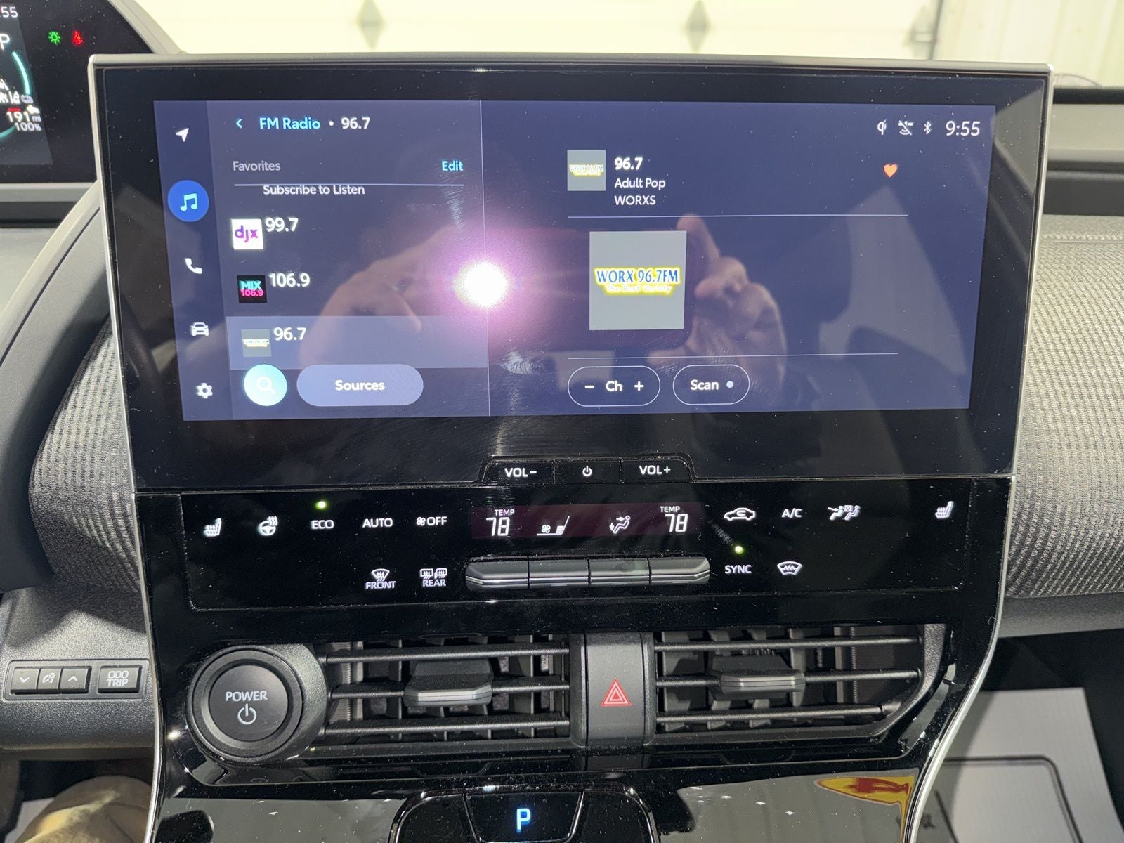 2024 Toyota bZ4X XLE