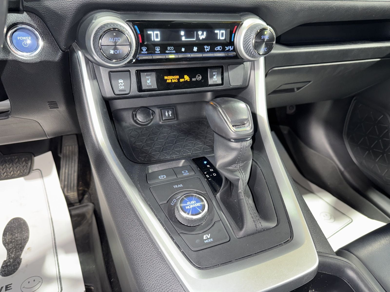 2019 Toyota RAV4 Hybrid XSE