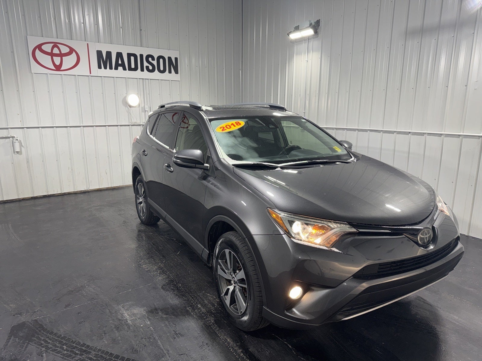 2018 Toyota RAV4 XLE
