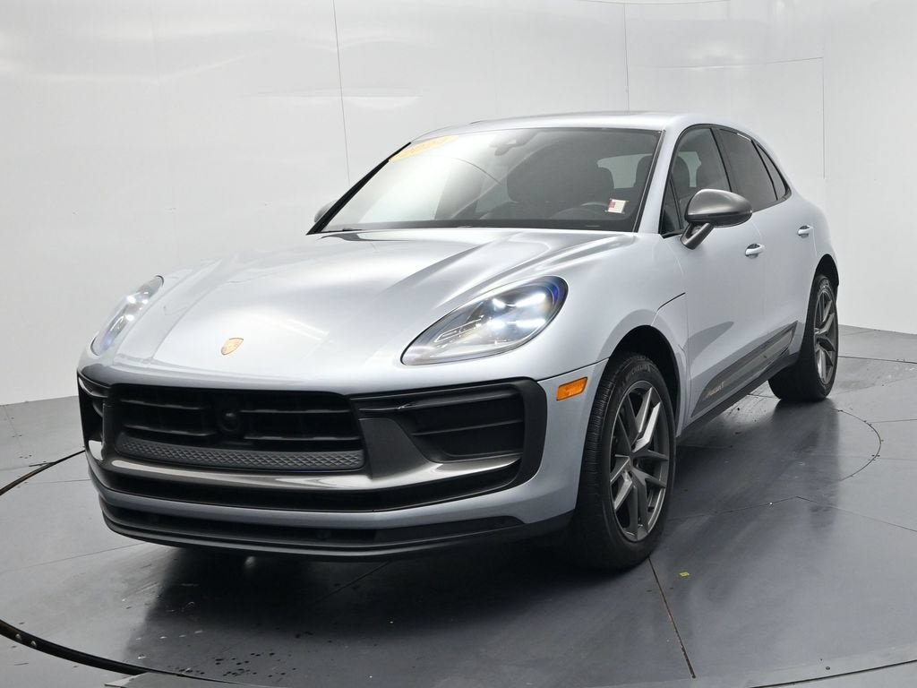 2024 Porsche Macan Base