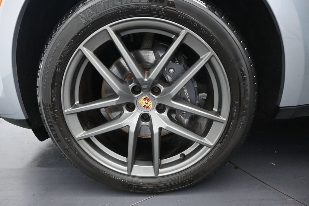 2024 Porsche Macan Base