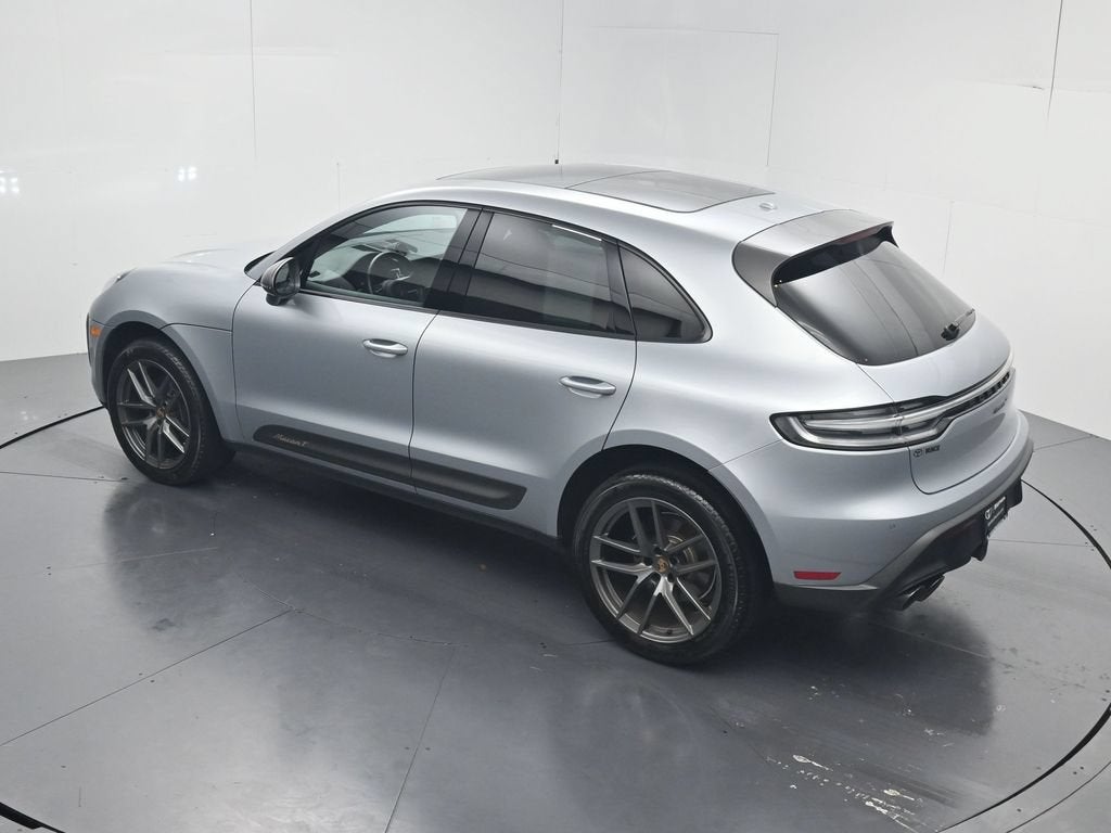 2024 Porsche Macan Base