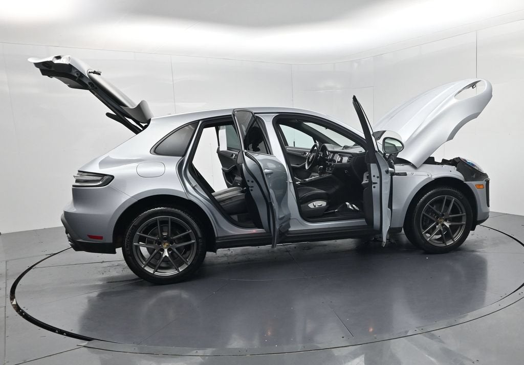2024 Porsche Macan Base